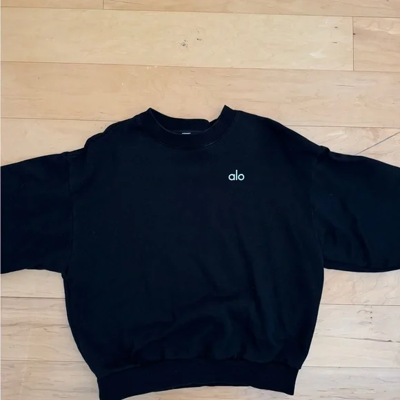 ALO Yoga Accolade Crew Neck Sweatshirt - Picture 3 of 3